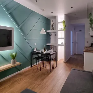 https://the-jolie-apartments.madeira-islandshotels.com